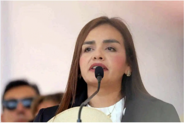 Fiscalía de Michoacán notifica a Grecia Quiroz que debe entregar celulares de Carlos Manzo